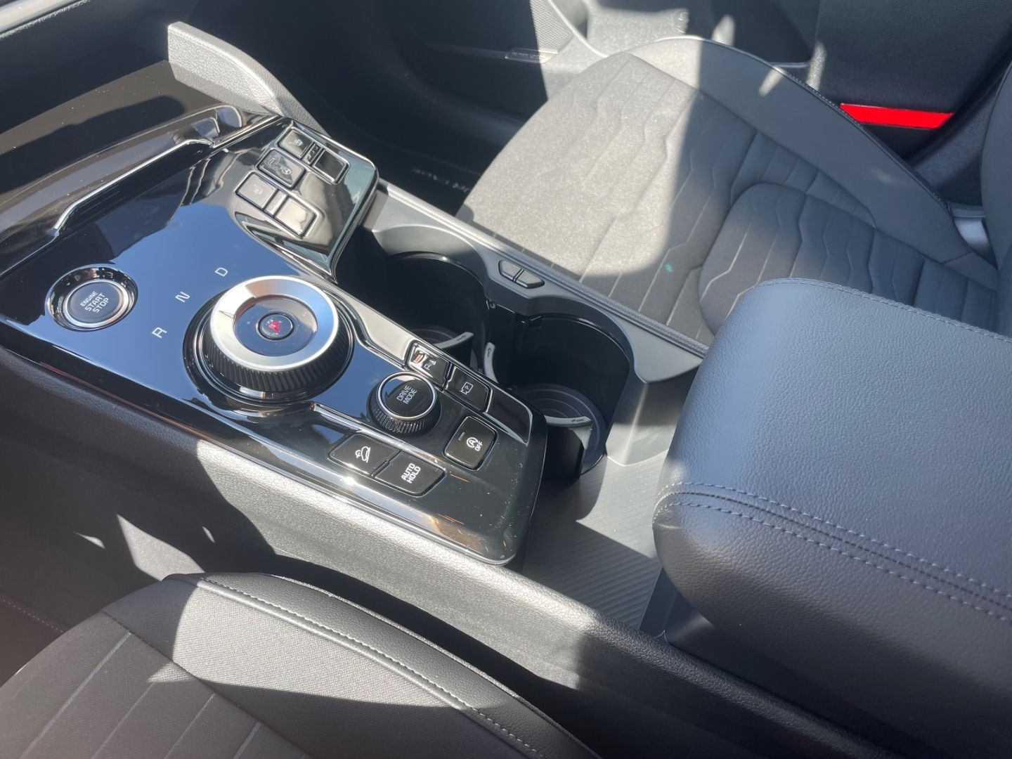 Fahrzeugabbildung Kia Sportage Spirit Mild-Hybrid LED totWinkAss DAB