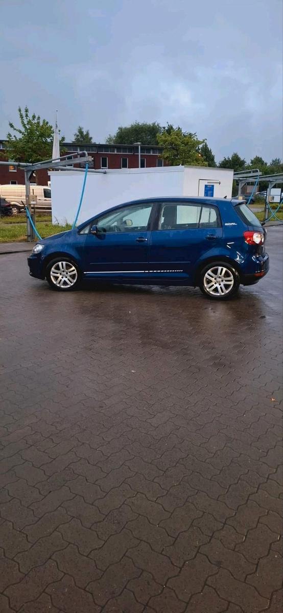 Volkswagen Golf Plus 2006 — салон
