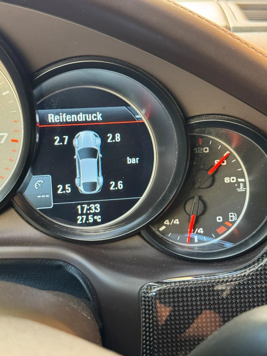 Porsche Panamera 4 S V8 400 PS PDK Sport Plus