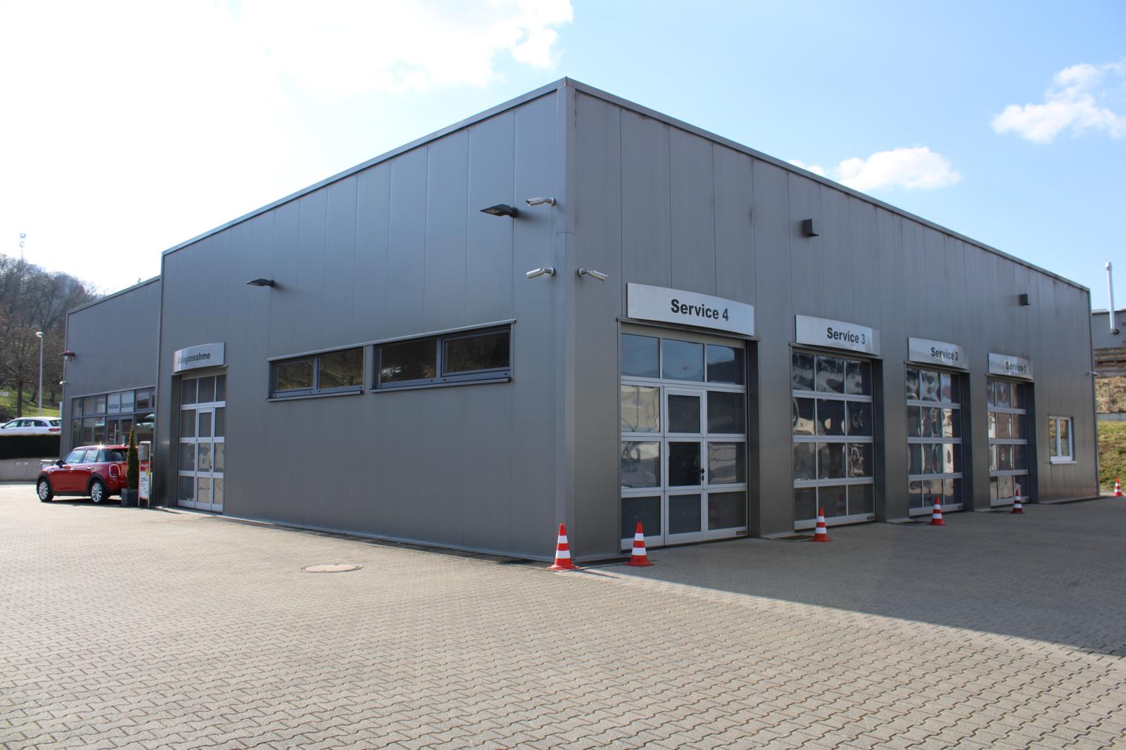 showroom-image-bottom
