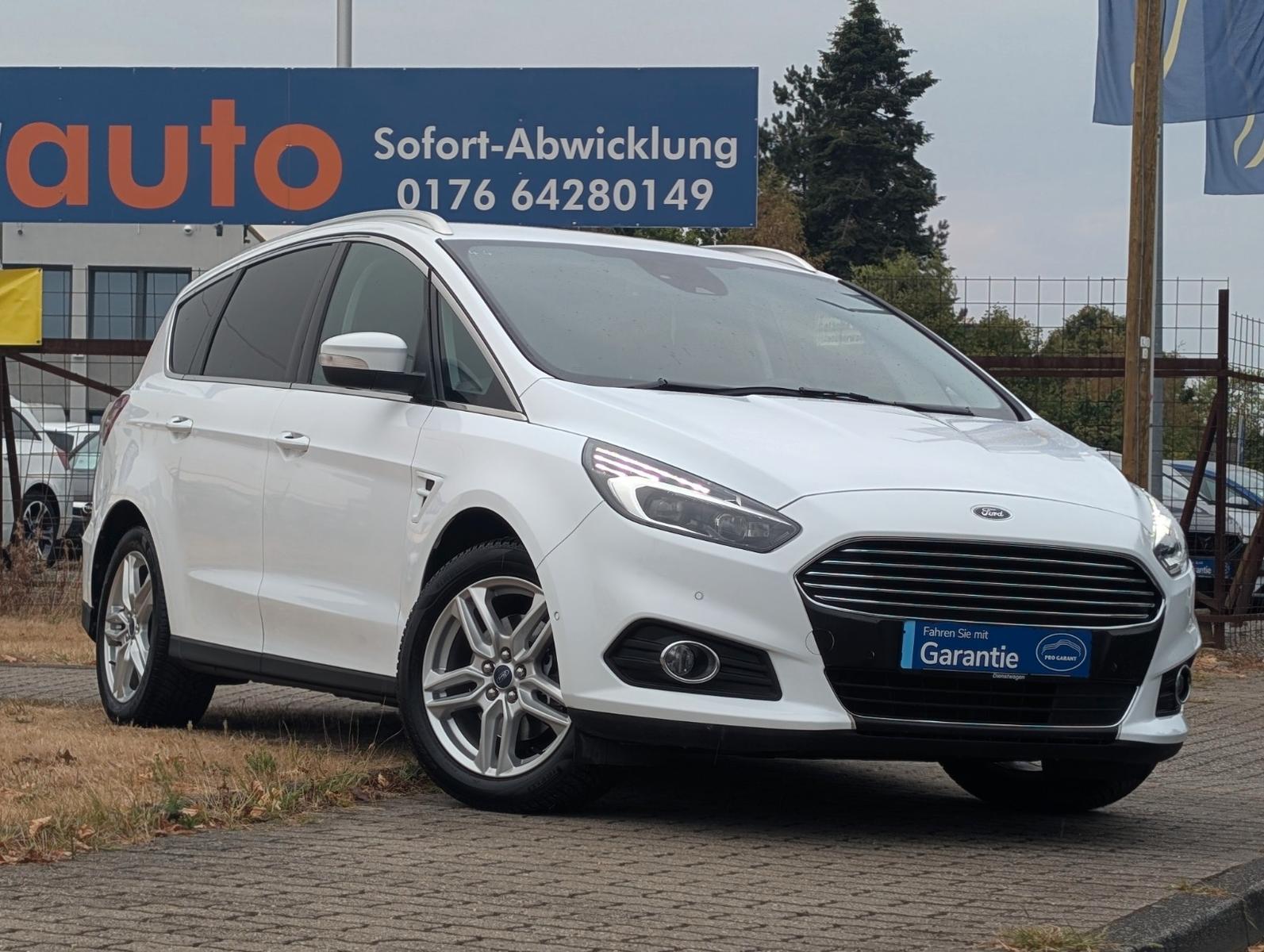 Ford S-Max S-MAX Titanium*1-HAND*7-SITZE*PDC*KAMERA !