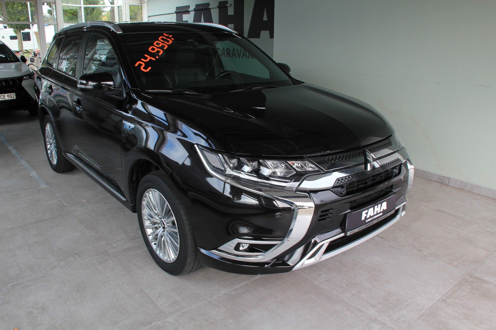 Fahrzeugabbildung Mitsubishi Outlander PHEV Top 4WD
