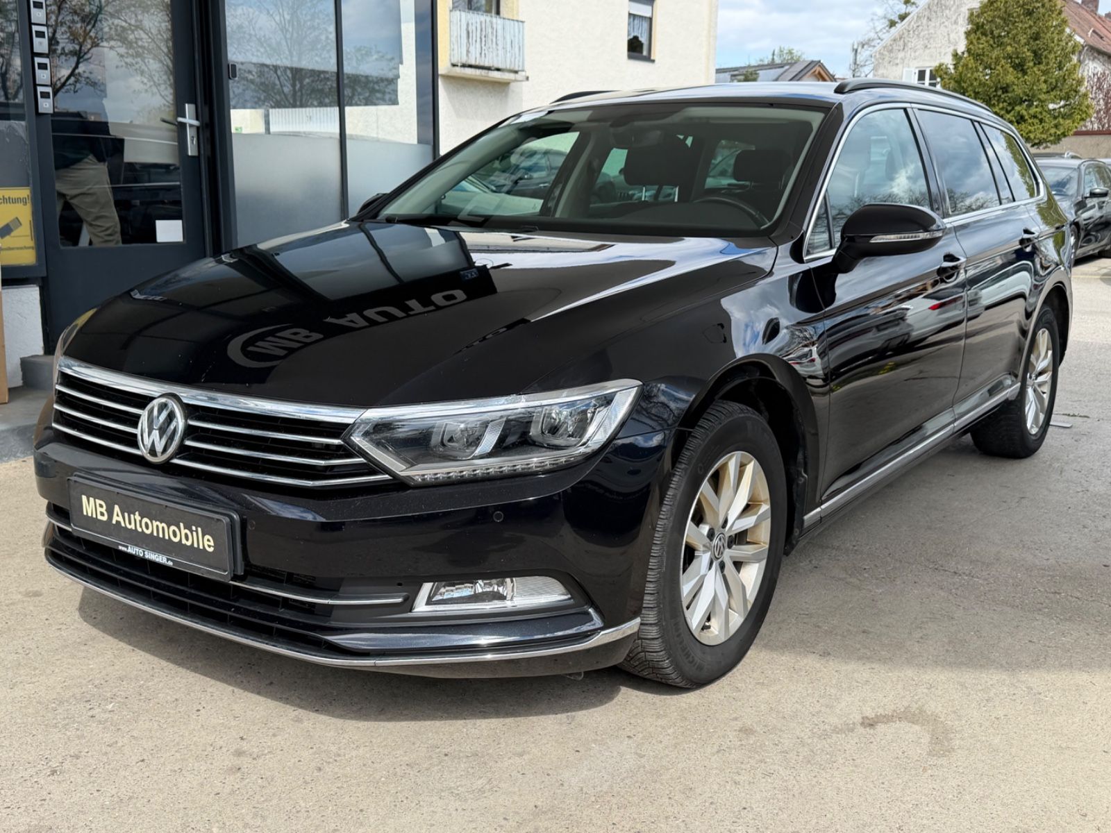 VW Passat Variant Comfortline*LED*ACC*AHK*