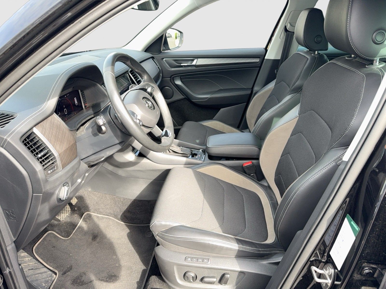 Fahrzeugabbildung SKODA Kodiaq Style 4x4 TDI  DSG Matrix Navi GRA AHK VC