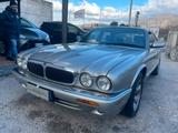 Jaguar XJ 3.2 cat Executive - gebrauchte Jaguar XJ aus dem Jahr 1999