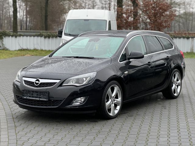 Opel Astra J Sports Tourer Sport 2.0 CDTI Xenon Navi