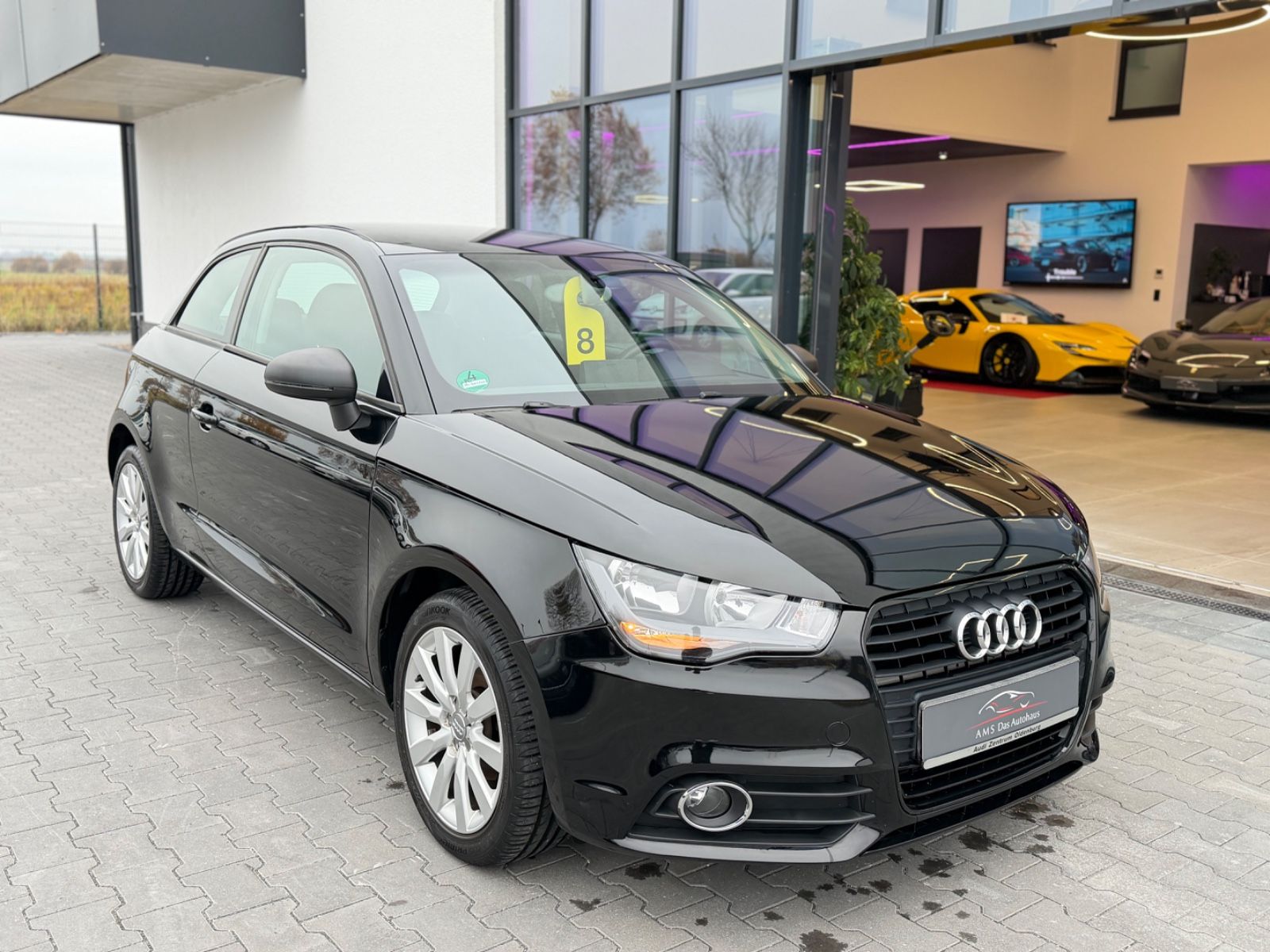 A1 attraction 1.2 TFSI Navi Sitzh. Tüv Neu