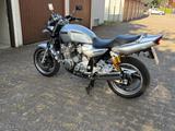 Yamaha XJR 1300 RP02 - YAMAHA 2000 R1