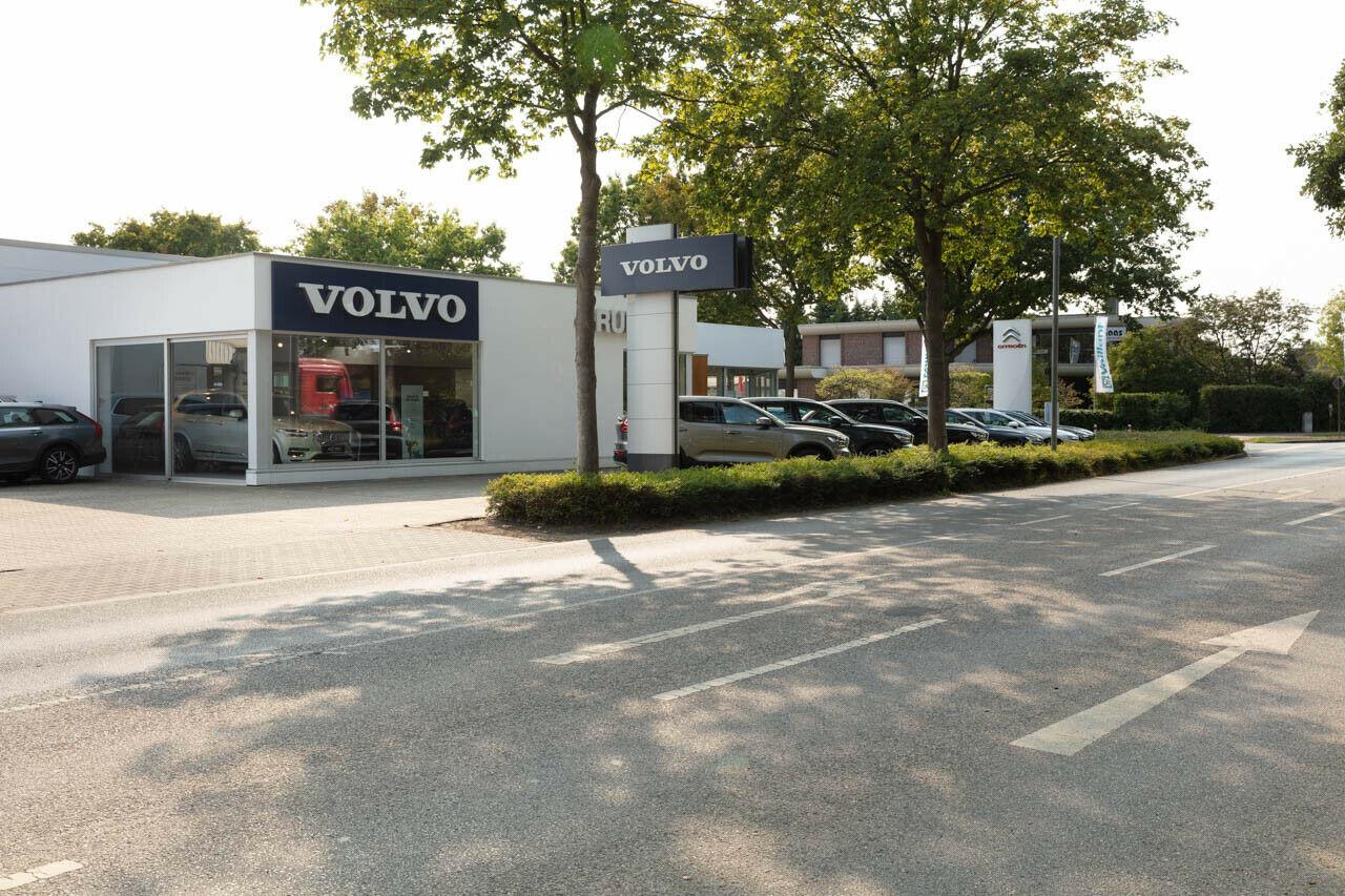 showroom-image-main