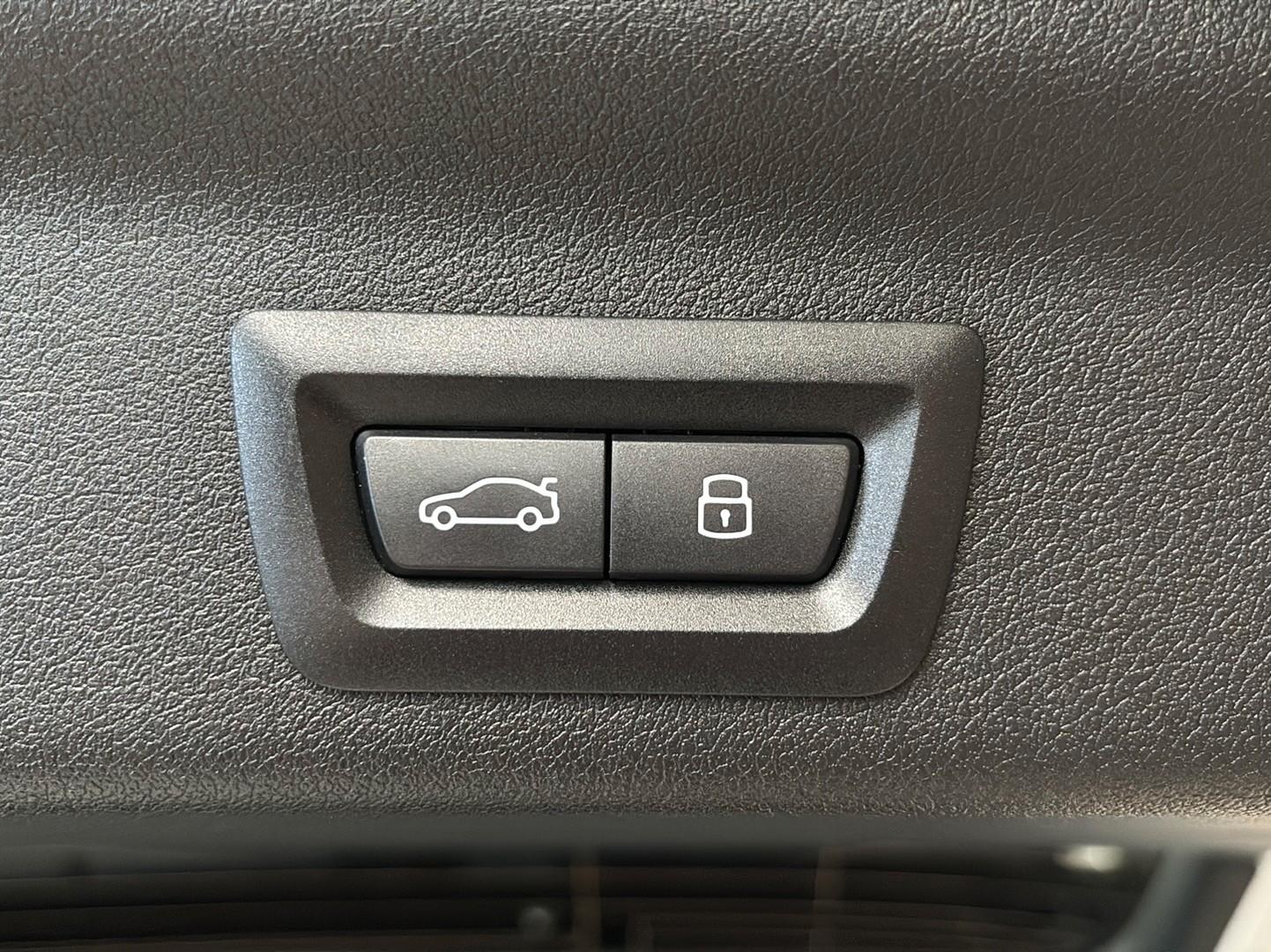 BMW X1 20xd M Sport AHK PANO SHZ QI KZU DA+ MEMORY, миниатюра 25