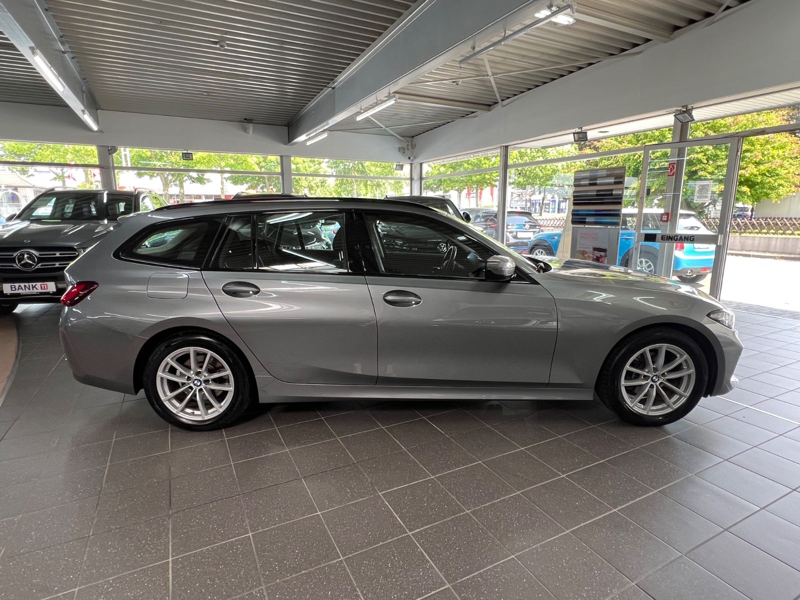 BMW 318 d Touring Driving Assistant+Curved+LED+BLCP foto 8