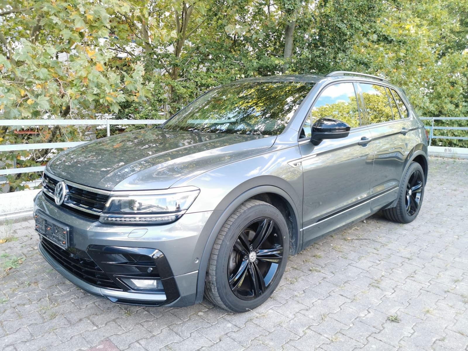 Volkswagen Volkswagen Tiguan R-Line Highline Leder