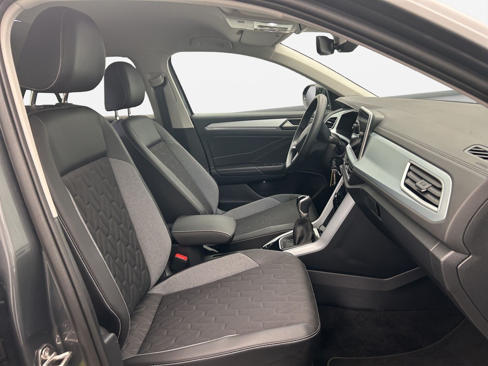 Volkswagen T-Roc - Bild 4