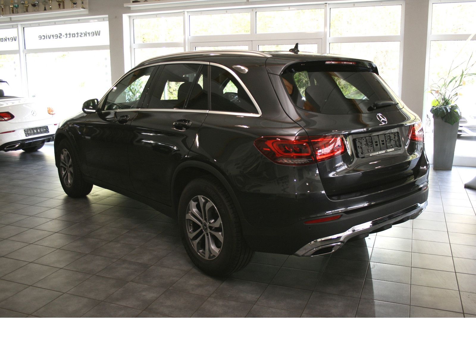 Fahrzeugabbildung Mercedes-Benz GLC 220 d 4M Offroad *LED*Totwinkel*Standheizung