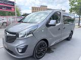 Opel VIVARO L1H1 SPORT +8-SITZER+AHK+NAVI+KLIMA+1-HD+ - Opel: Sitzer 8