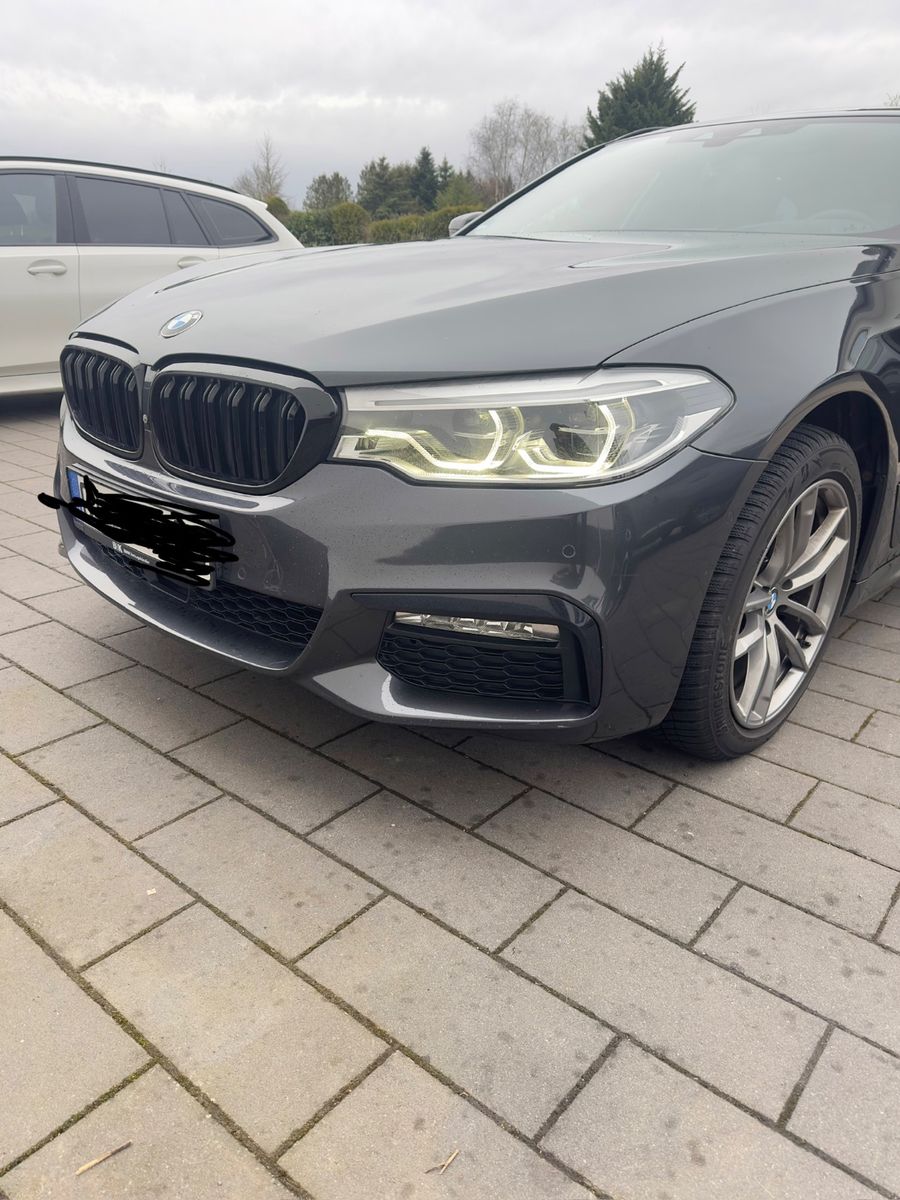 BMW 520d xDrive Touring A -