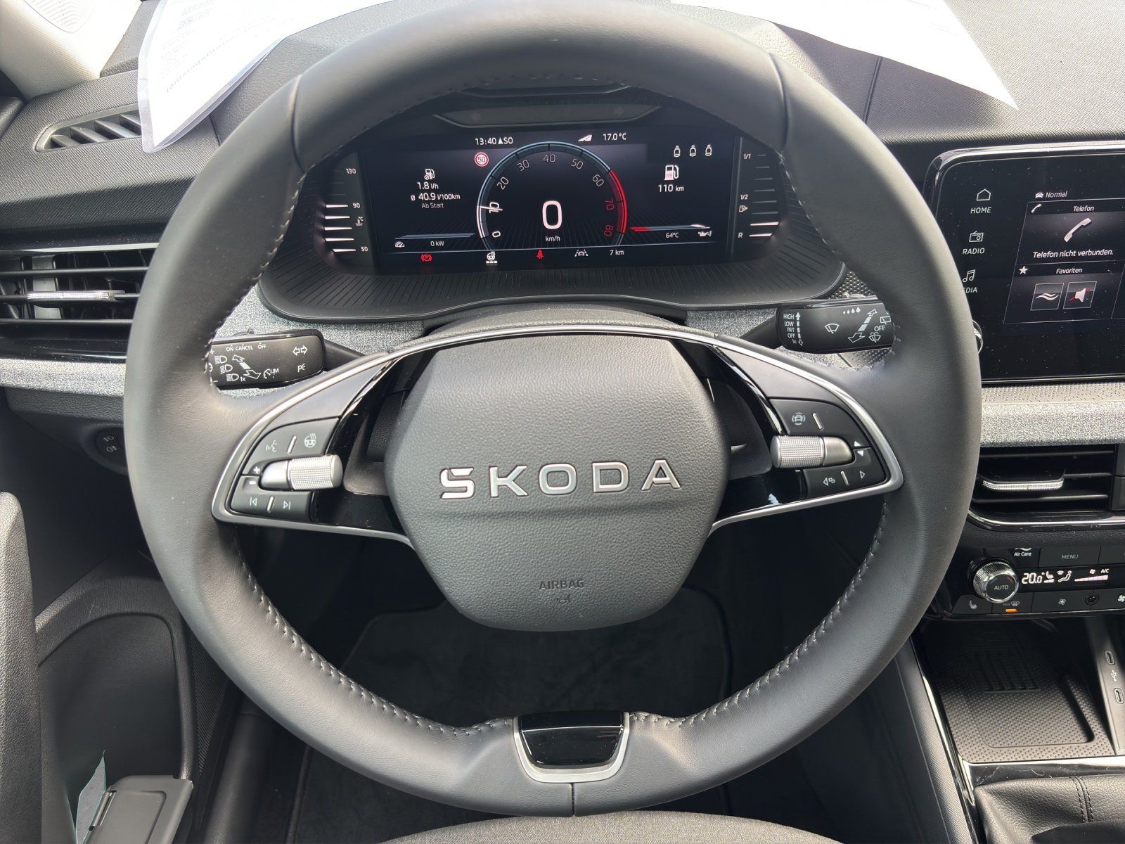 Fahrzeugabbildung SKODA Kamiq Tour 1,0 TSI 85 kW
