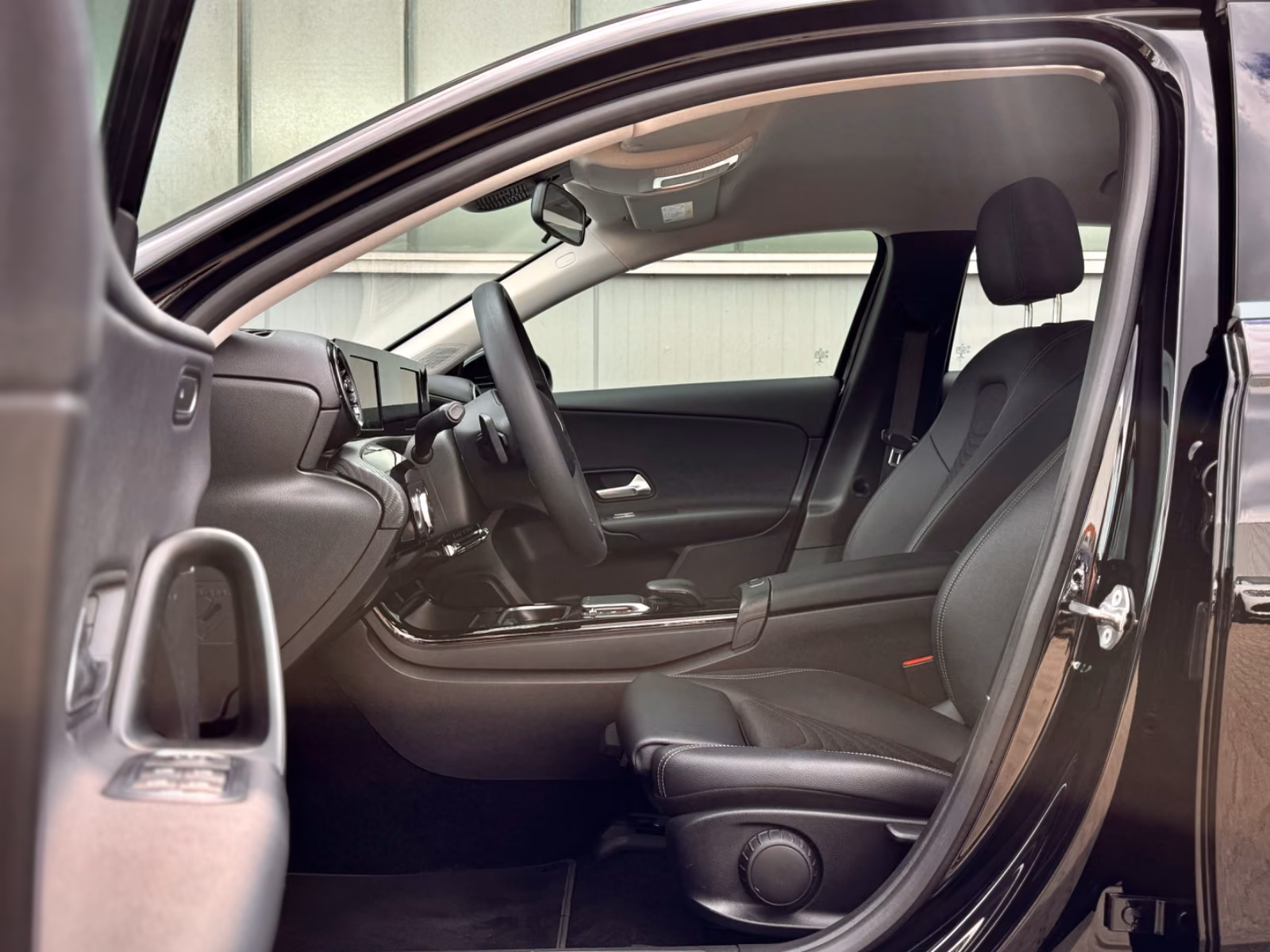 Mercedes-Benz A-Class d 8G-DCT BUSINESS *LED CAM NAVI DAB*, миниатюра 7