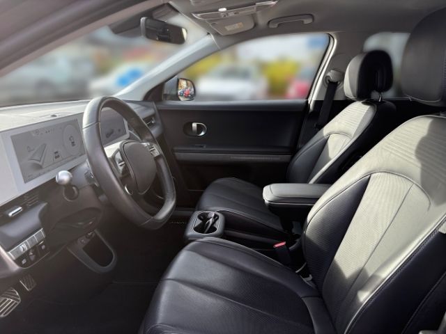 Fahrzeugabbildung Hyundai IONIQ 5 Uniq Elektro SOLAR+RELAX+20 ZOLL ALUFELG