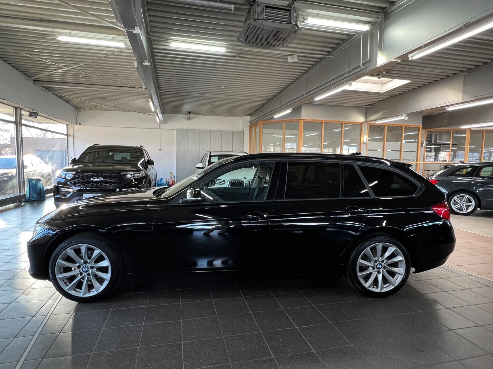 BMW 320 d T xDrive Modern AHK+Bi-Xe+AMB+Keyless uvm