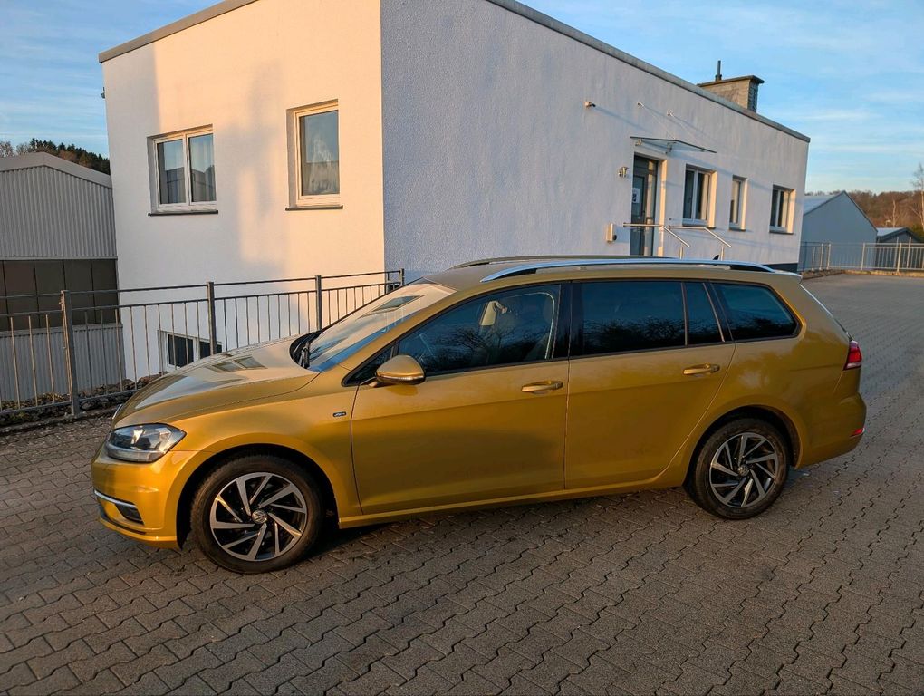 Image of Volkswagen Golf