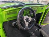 Volkswagen Käfer 1200 L (Klassiker in Vipergrün) - Volkswagen Käfer: Grün