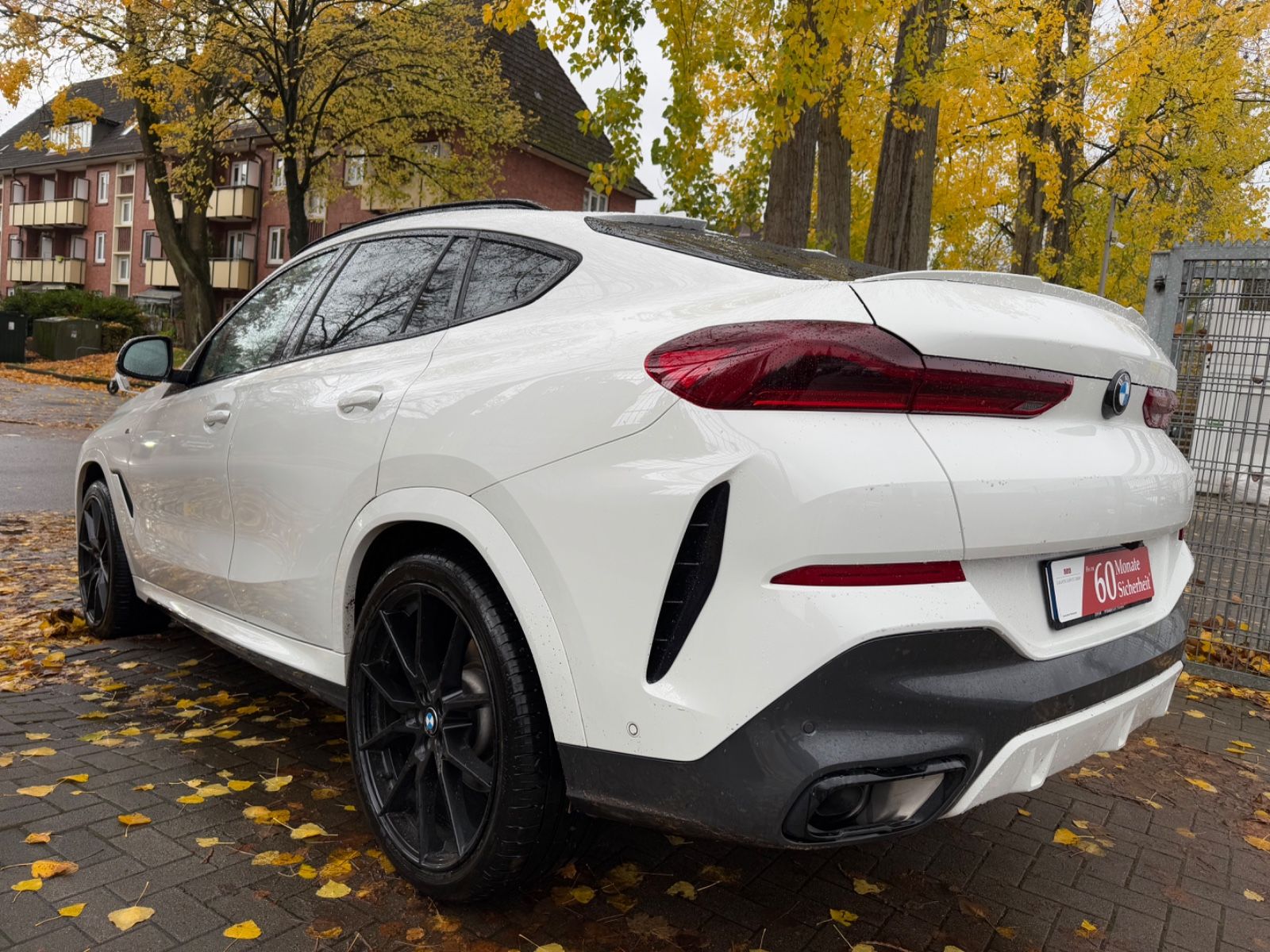 Fahrzeugabbildung BMW X6 xDrive 30d*M-PAKET*PANO*H&K*MEMORY*