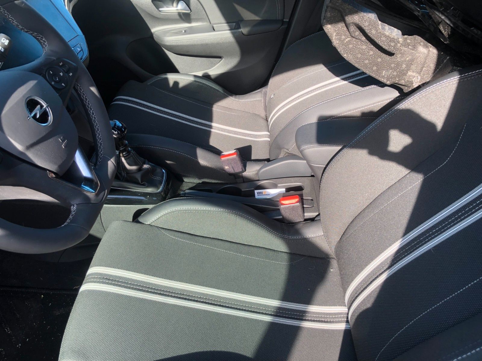 Fahrzeugabbildung Opel Corsa F GS Unfallschaden