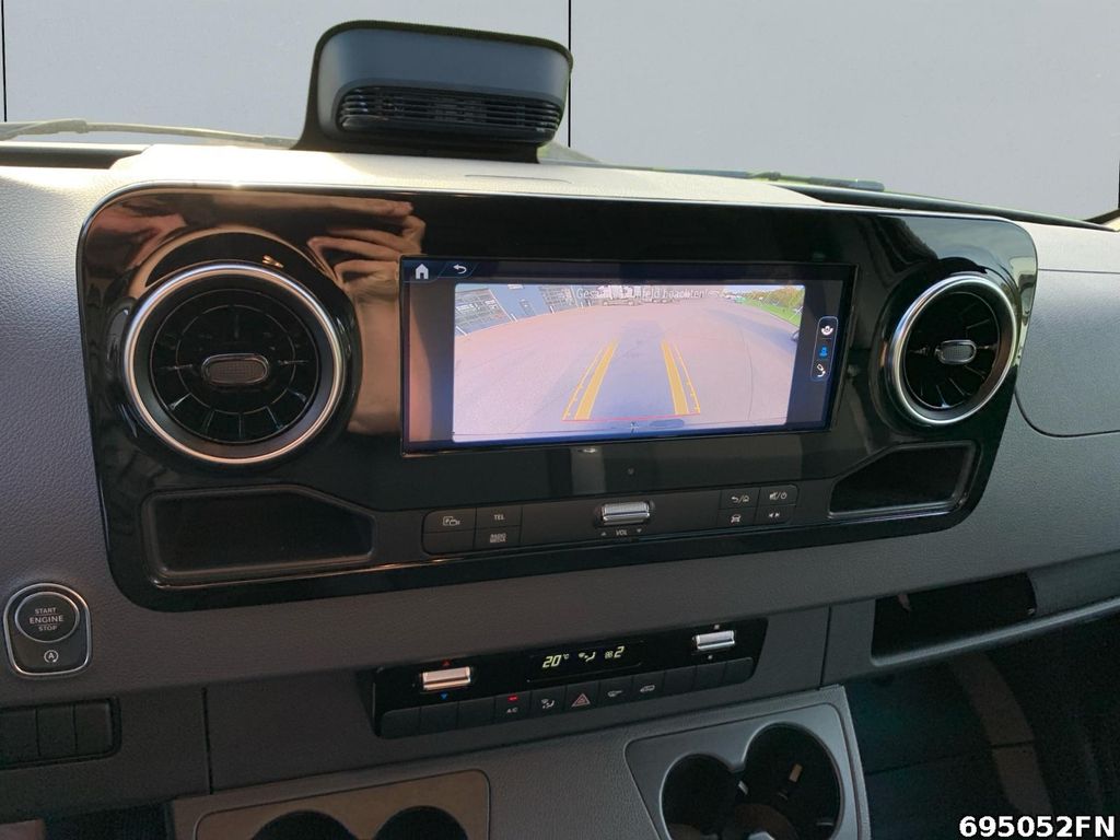 MERCEDES-BENZ Sprinter 2026