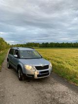 Skoda Yeti 1.2 TSI - Rentnerfahrzeug, TÜV Neu - Skoda Yeti in München