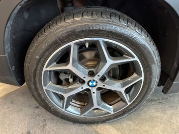 BMW X1 xDrive 20 d xLine *H&K*LED*Navi*