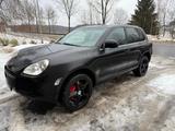 Porsche Cayenne V8 Turbo - Porsche Cayenne aus 2005: Turbo