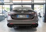 Alfa Romeo Giulia Quadrifoglio - Alfa Romeo: Quadrifoglio