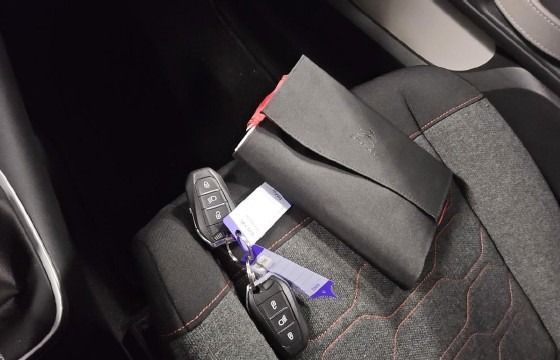 Fahrzeugabbildung Citroën C3 Shine 1.2 VTi PANORAMA KAMERA DASHCAM KEYLESS