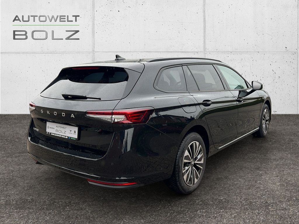Skoda Superb - Bild 4