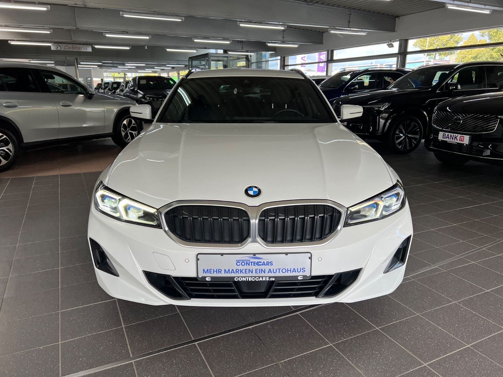 BMW 318d Touring AHK+Driving Assist+HuD+Keyless+ACC imagem 3