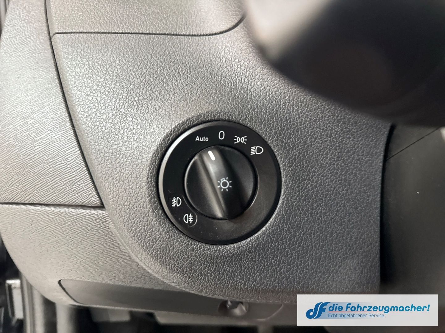 Fahrzeugabbildung Mercedes-Benz Citan 111 CDI lang Tourer Edition Klimaautom SH