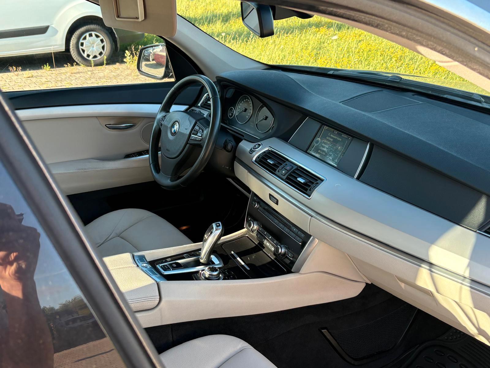 BMW Gran Turismo 530 d-Leder-Stzh-Tempo-Xenon