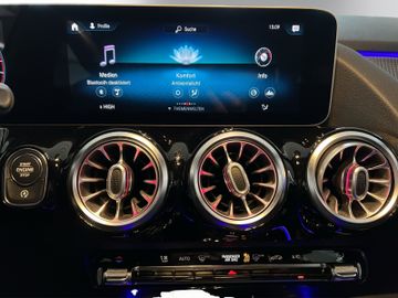 Bild 15 Mercedes-Benz B 220 Business 4Matic