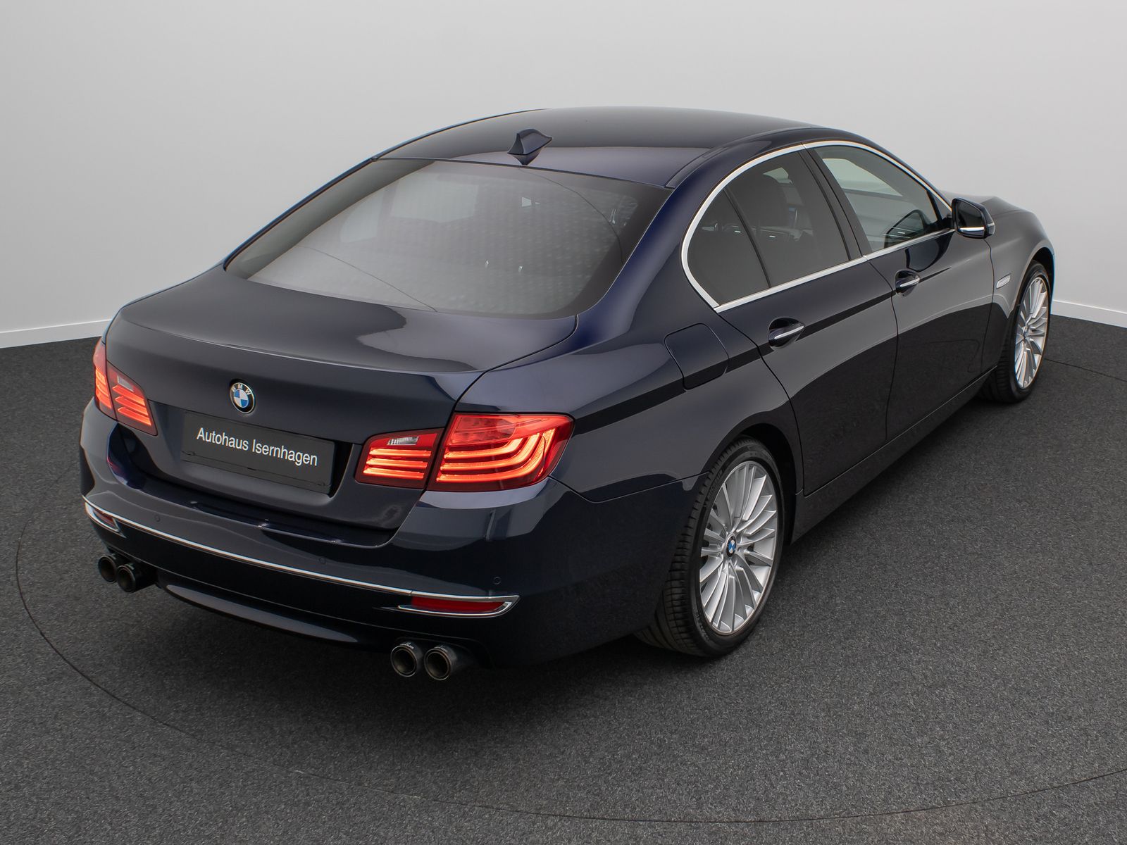 Fahrzeugabbildung BMW 535i Luxury Line HUD Memory ACC NaviPro Komfort