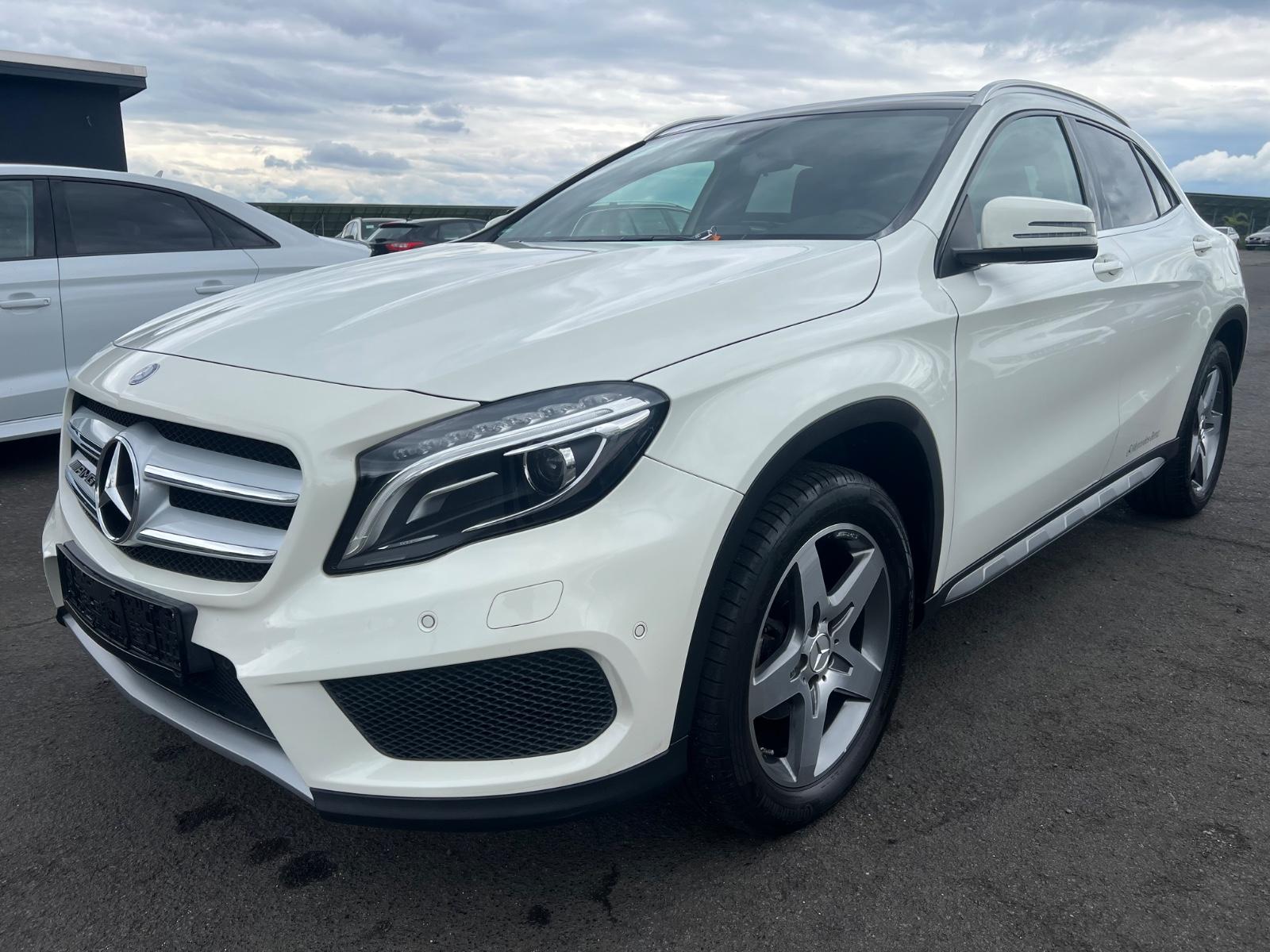 Mercedes-Benz GLA 200 AMG Navigation Xenon Panorama