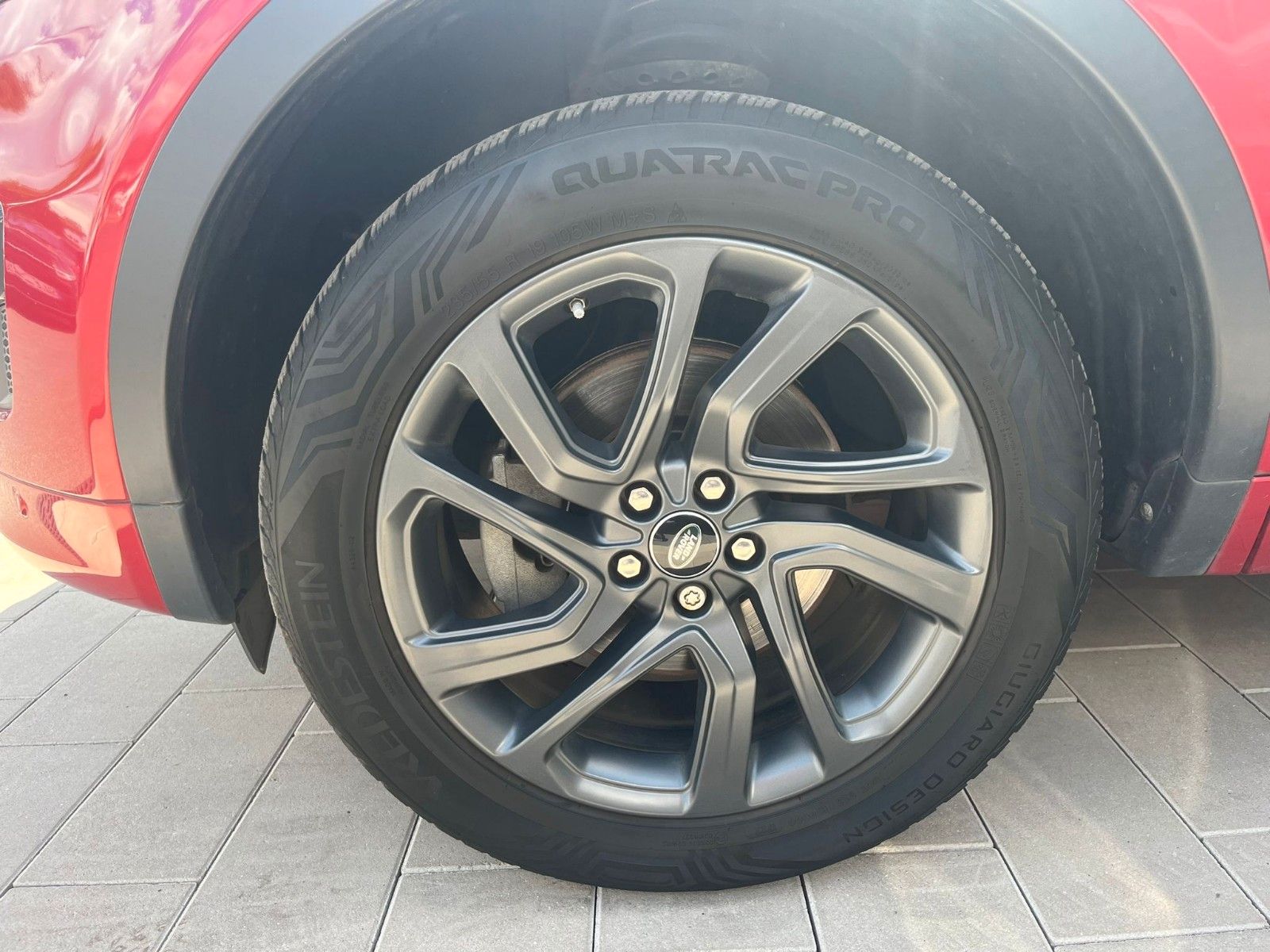 Fahrzeugabbildung Land Rover Discovery Sport SE AWD