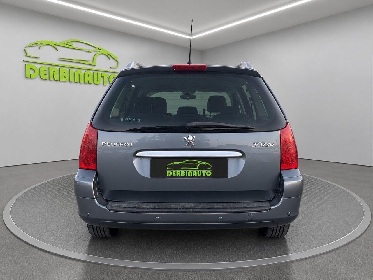 Peugeot 307 2008 — rear view