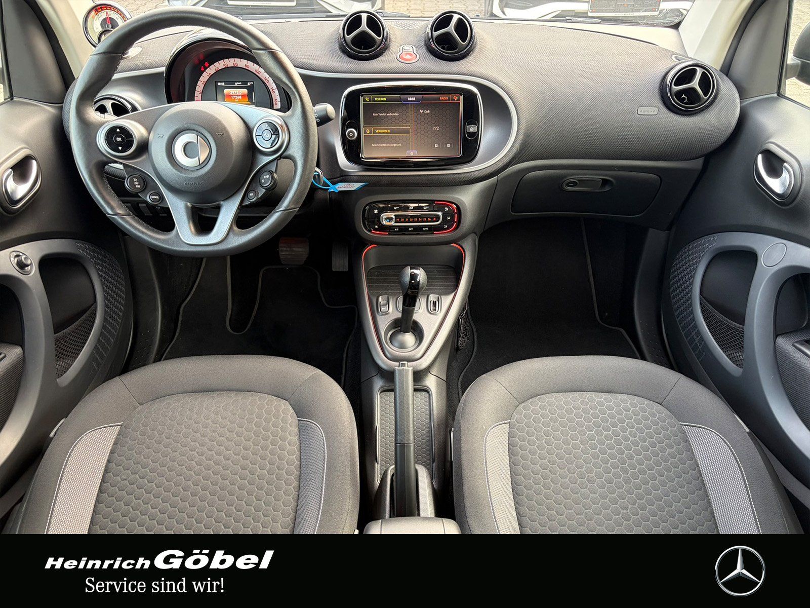 Fahrzeugabbildung Smart EQ PASSION*WINTER-PAKET*GJR*KAMERA*22KW*LED
