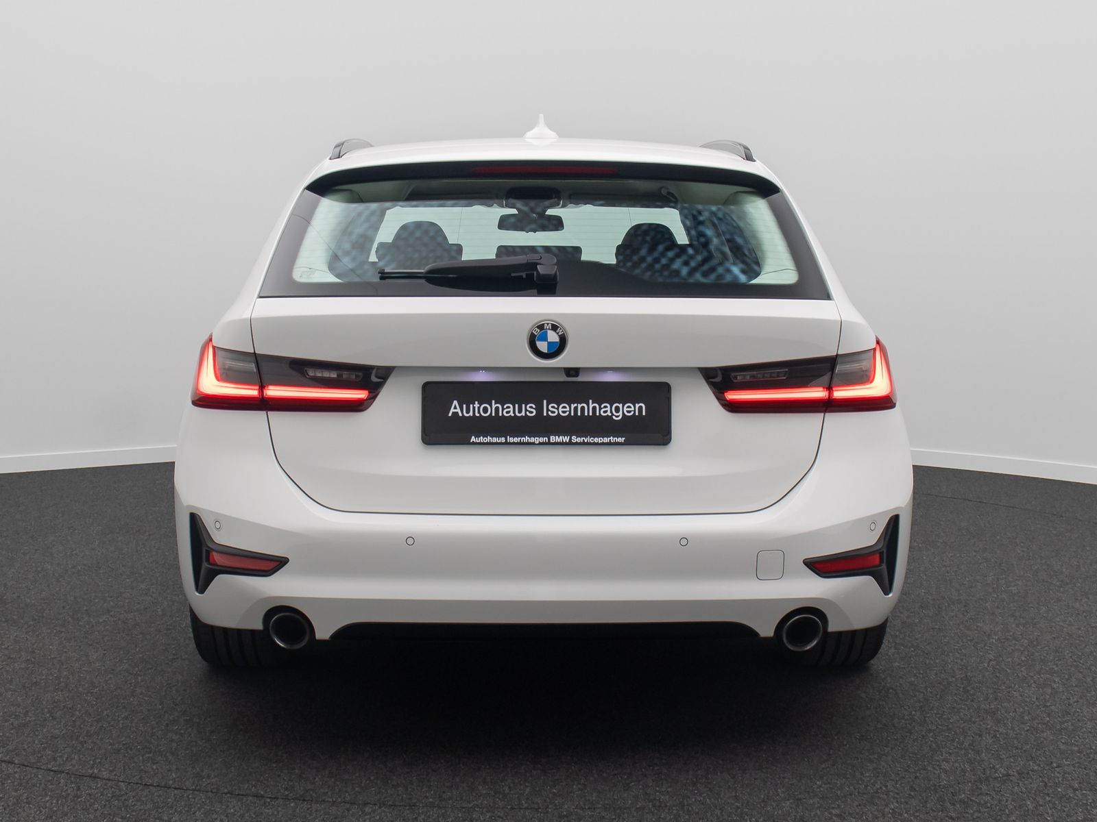 Fahrzeugabbildung BMW 330d xD Sport Line DAB Kamera Laser Panorama
