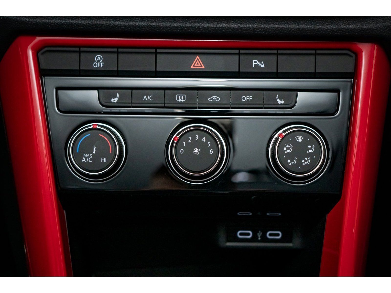 Fahrzeugabbildung Volkswagen T-Roc Sport 4Motion TDI DSG *AHK*Cam*Navi*LED*