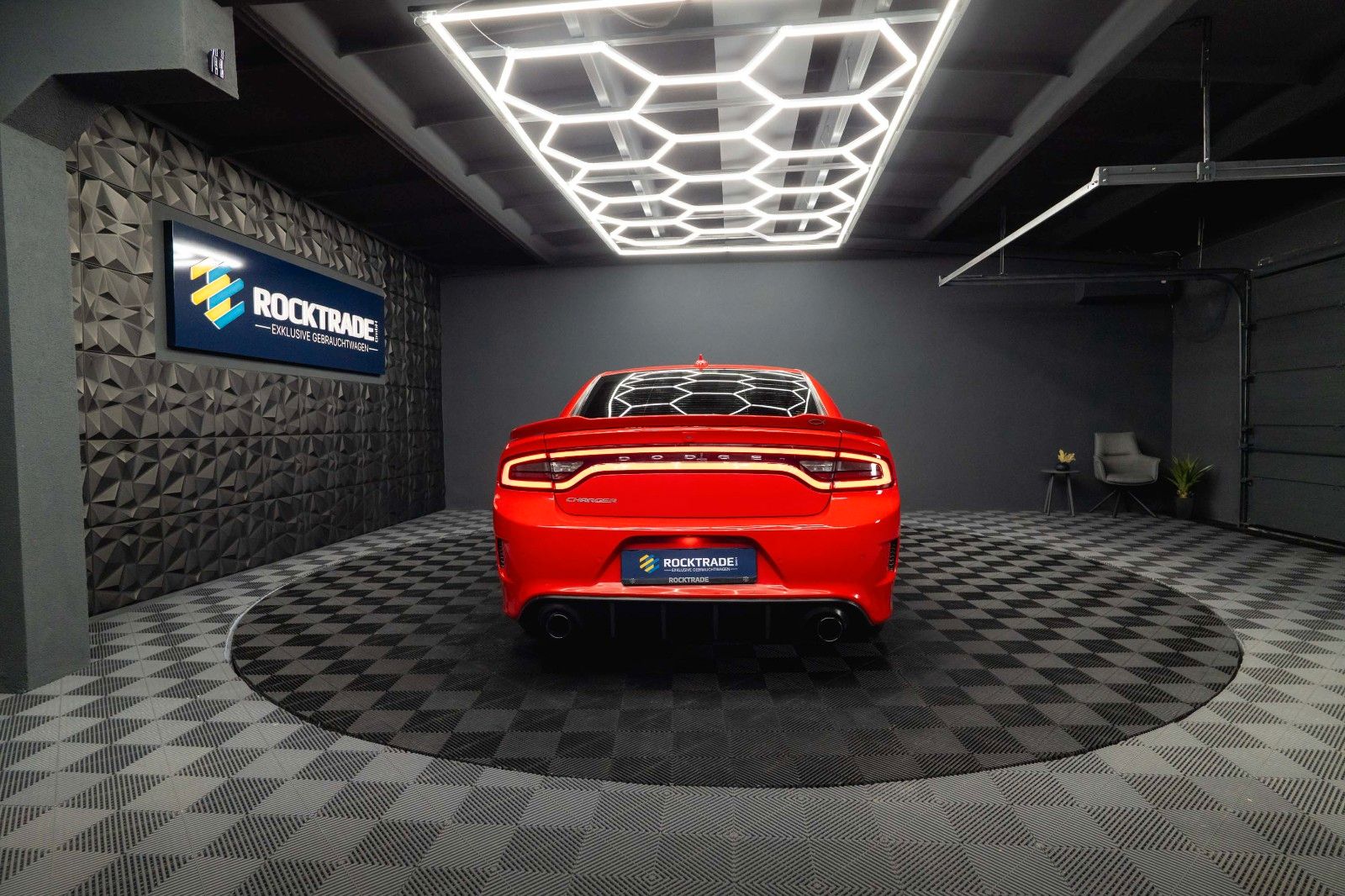 Fahrzeugabbildung Dodge Charger 3.6 FULL SRT Night Package *LED*Kamera*