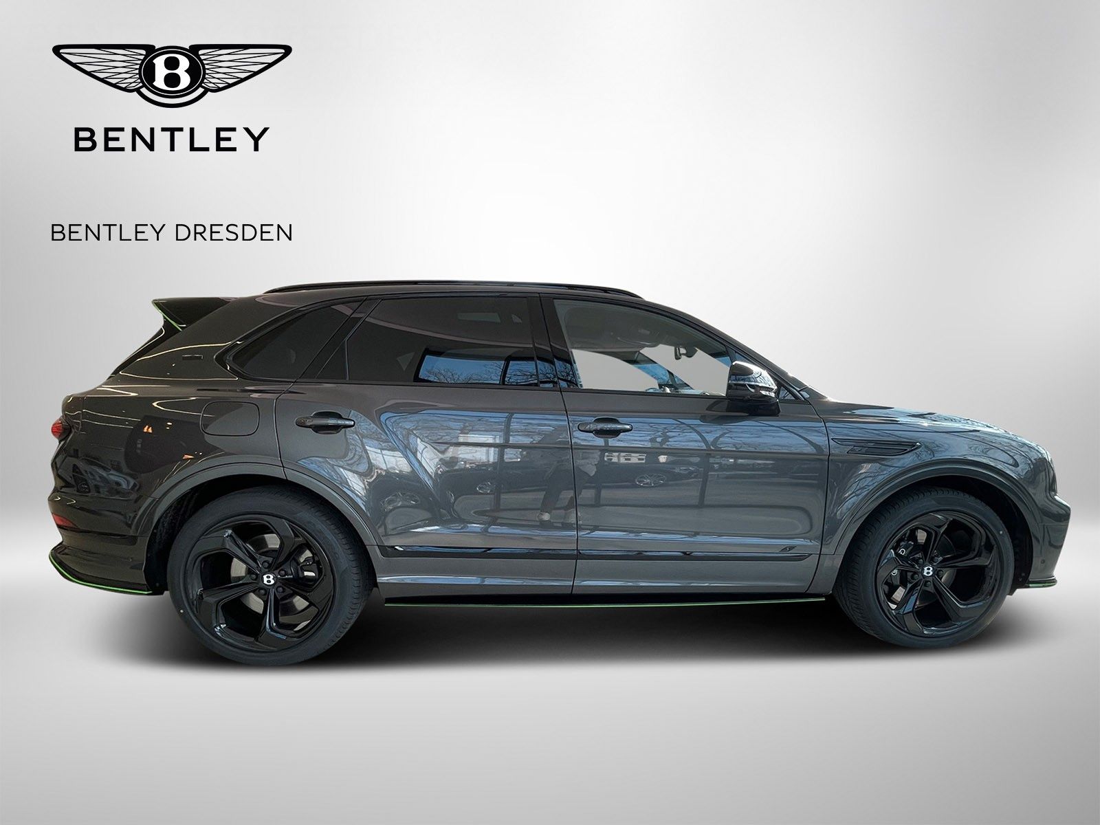 Bentley Bentayga V8 Black Edition - DemoCar foto 3