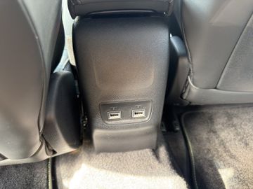 Peugeot 208 e- GT Elektromotor 136 e- Kam.+LED+Navi+SHZ