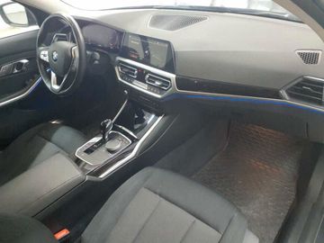 BMW 318 - 9
